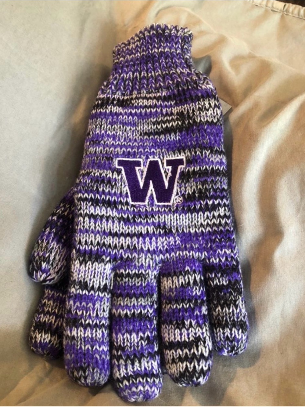 FOCO Washington Huskies NCAA Knit Texting Gloves Unisex NWT Purple White Black